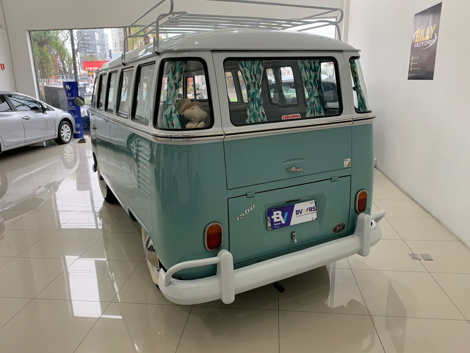 VW - VolksWagen Kombi Furgão
