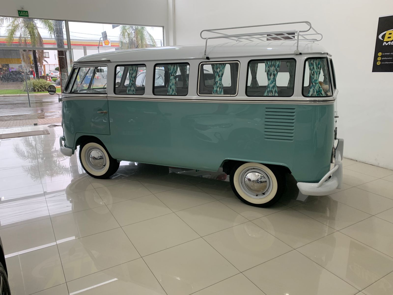 VW - VolksWagen Kombi Furgão