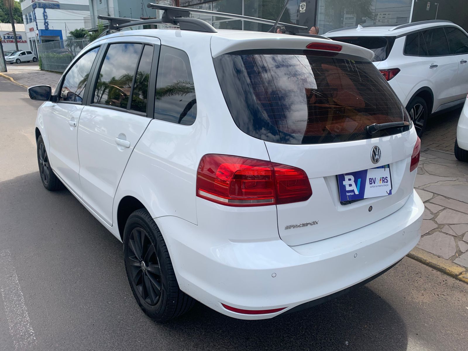 VW - VolksWagen SPACEFOX 1.6 Trendline Total Flex 8v 5p