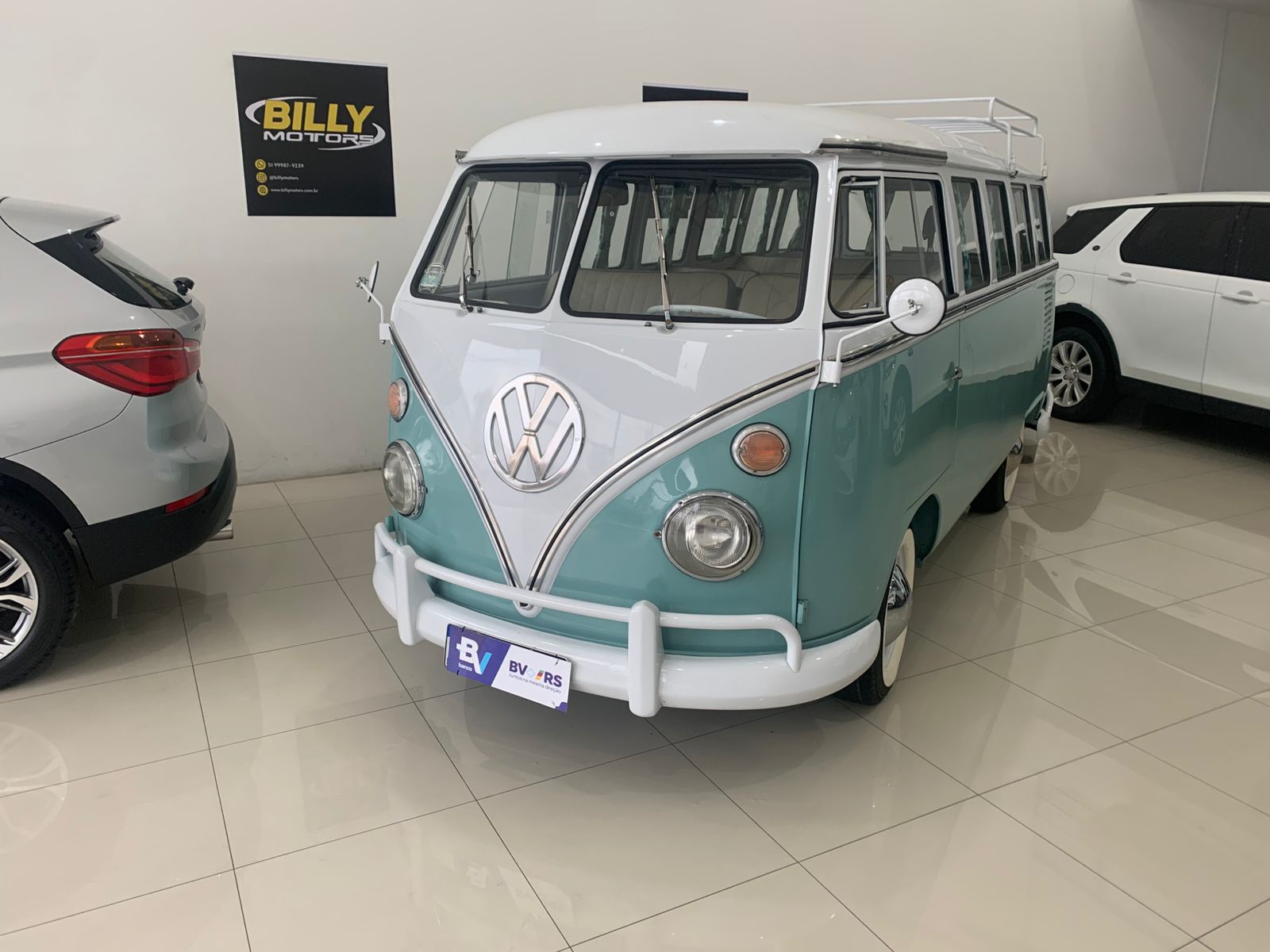 VW - VolksWagen Kombi Furgão