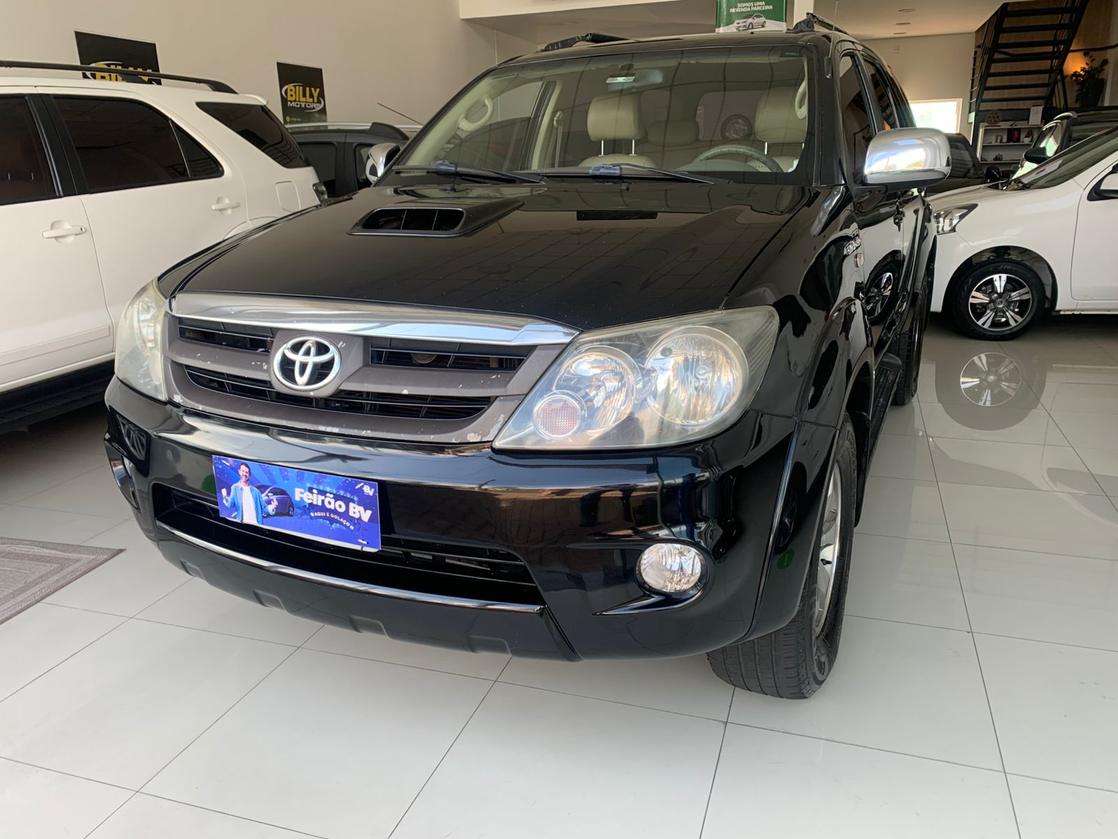 Toyota Hilux SW4 SRV D4-D 4x4 3.0 TDI Dies. Aut